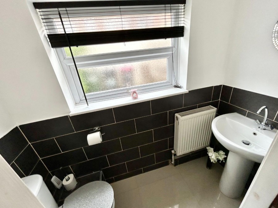 Avenue Road, Wath Upon Dearne, Rotherham, S63 7AG Hunters Estate