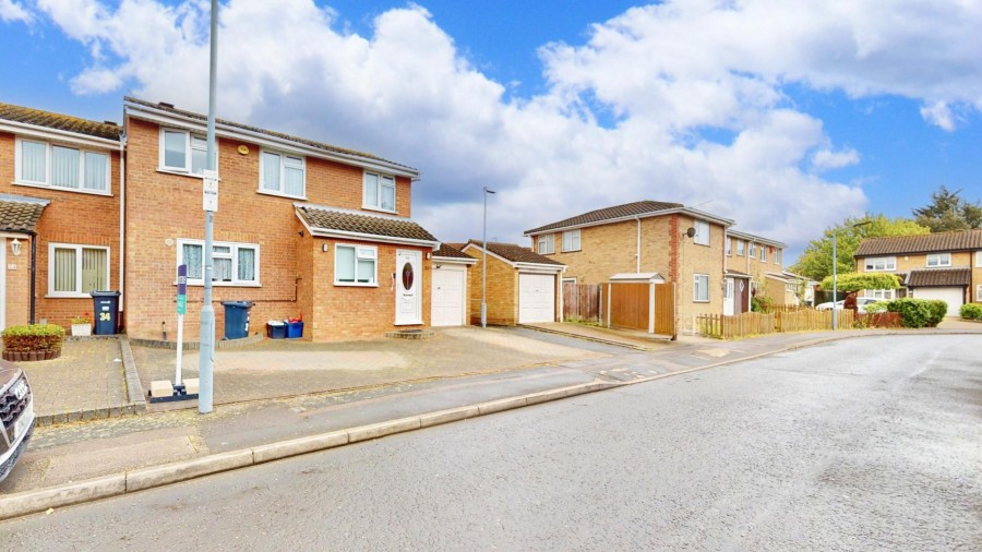 Millhaven Close, Chadwell Heath, RM6