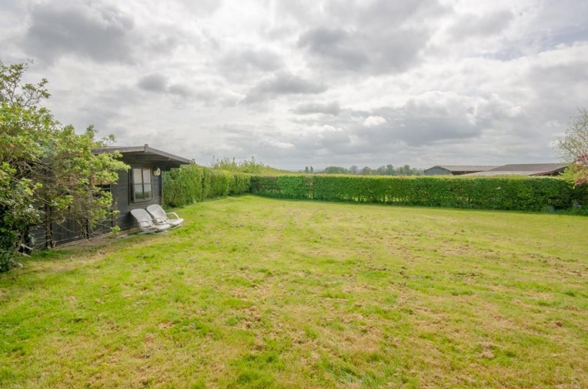 Woodbine Cottage, Shortwood Hill, Shortwood, Bristol, BS16 9PF