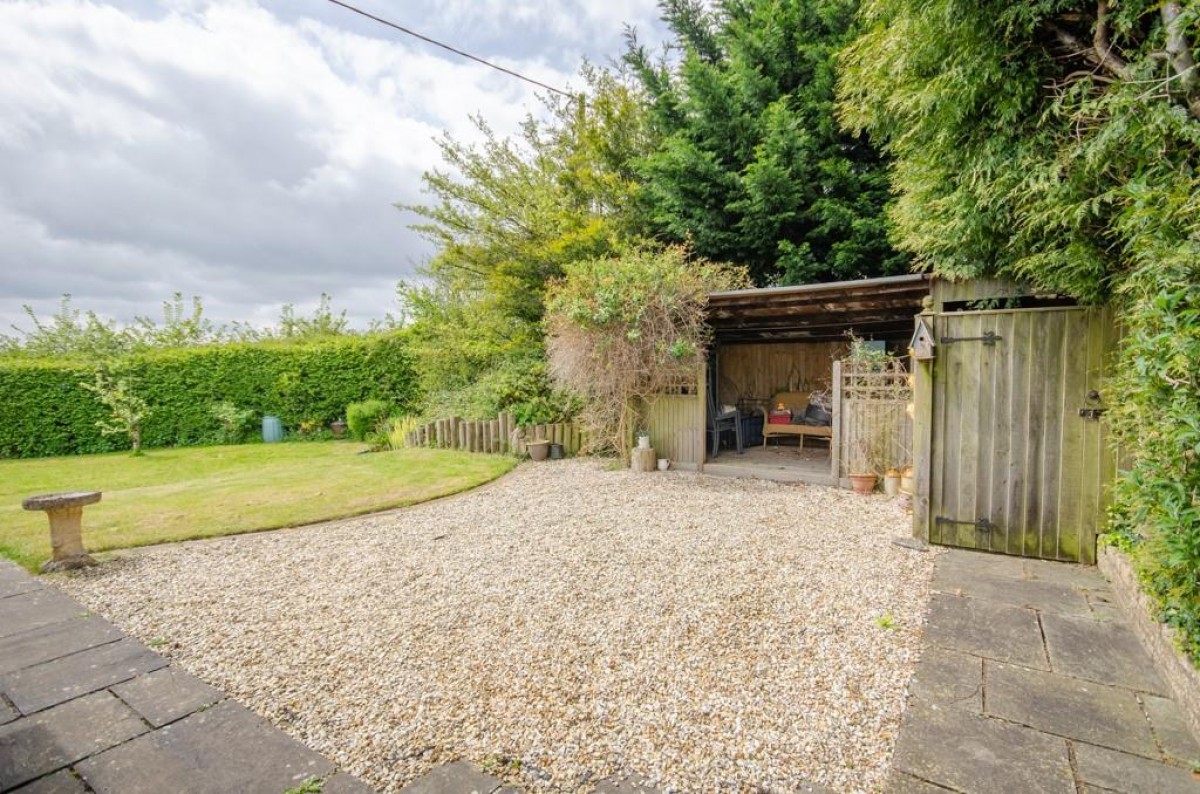 Woodbine Cottage, Shortwood Hill, Shortwood, Bristol, BS16 9PF