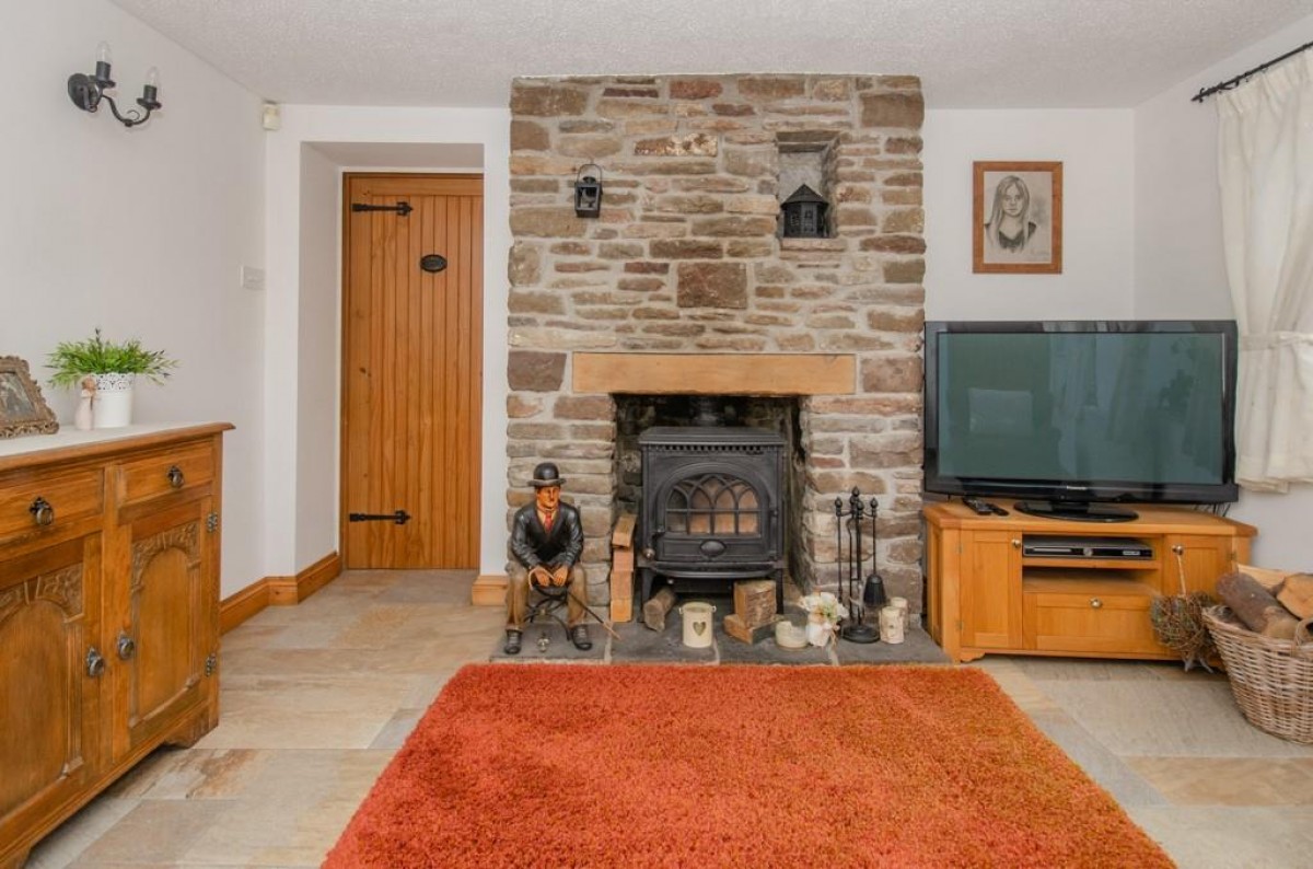 Woodbine Cottage, Shortwood Hill, Shortwood, Bristol, BS16 9PF