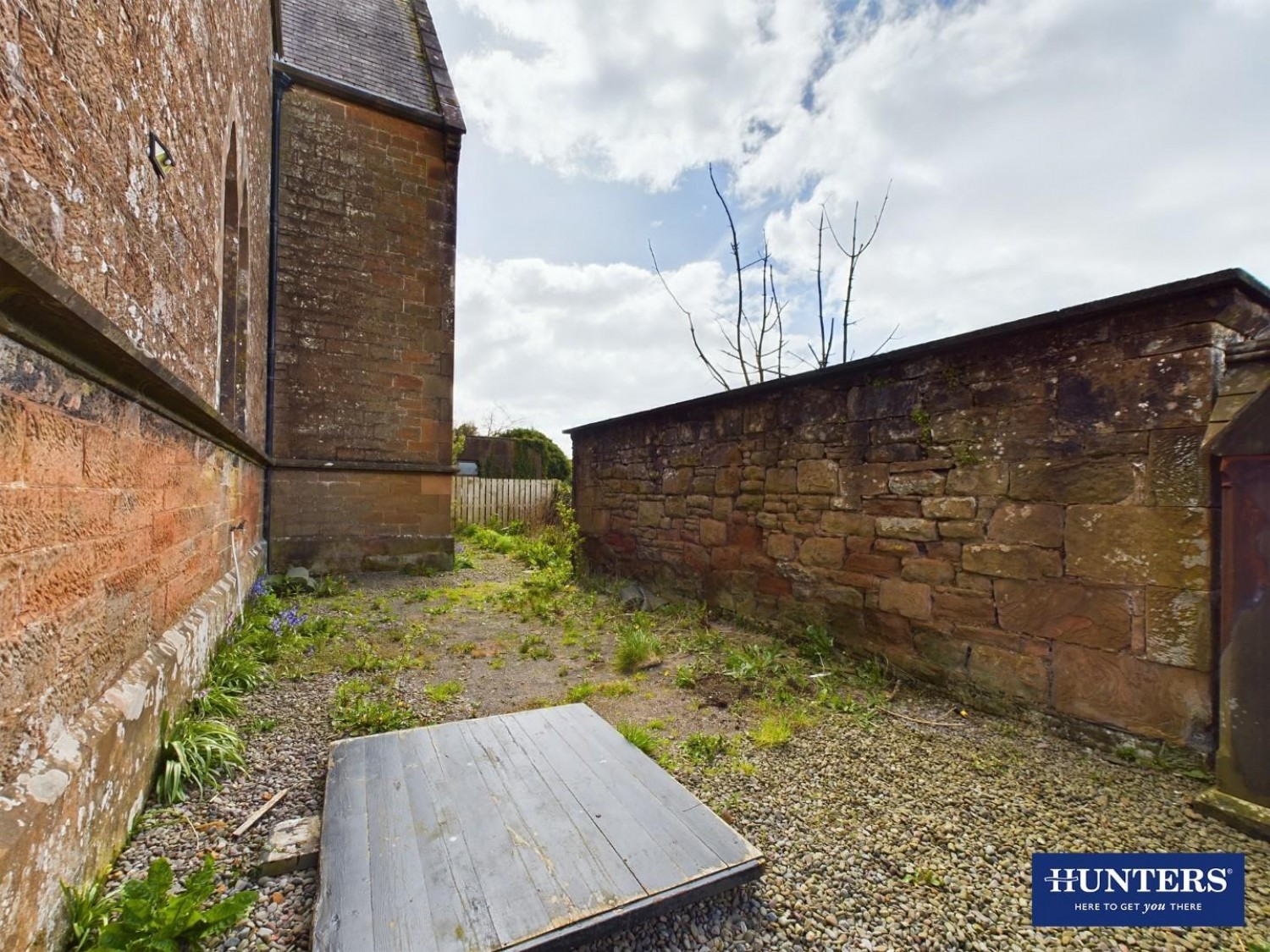 Hoddom Church & Caretakers Cottage, Main Road, Ecclefechan, DG11