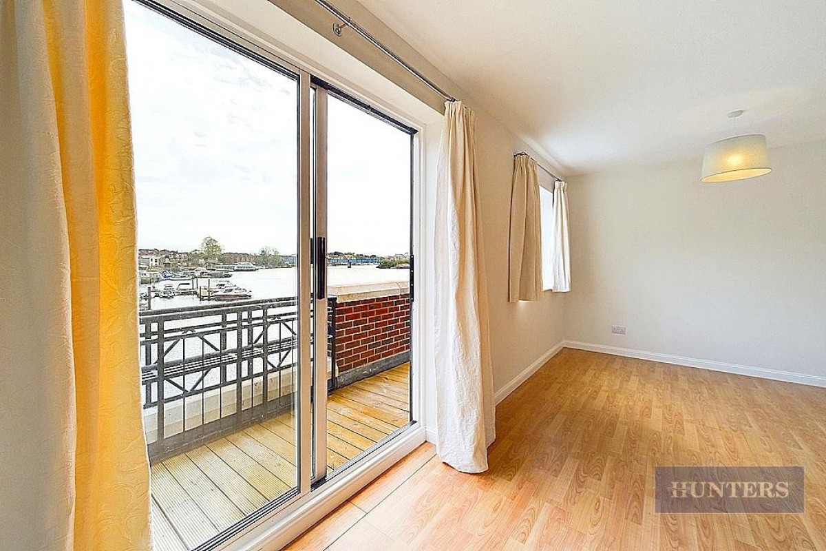 Riverdene Place, Southampton