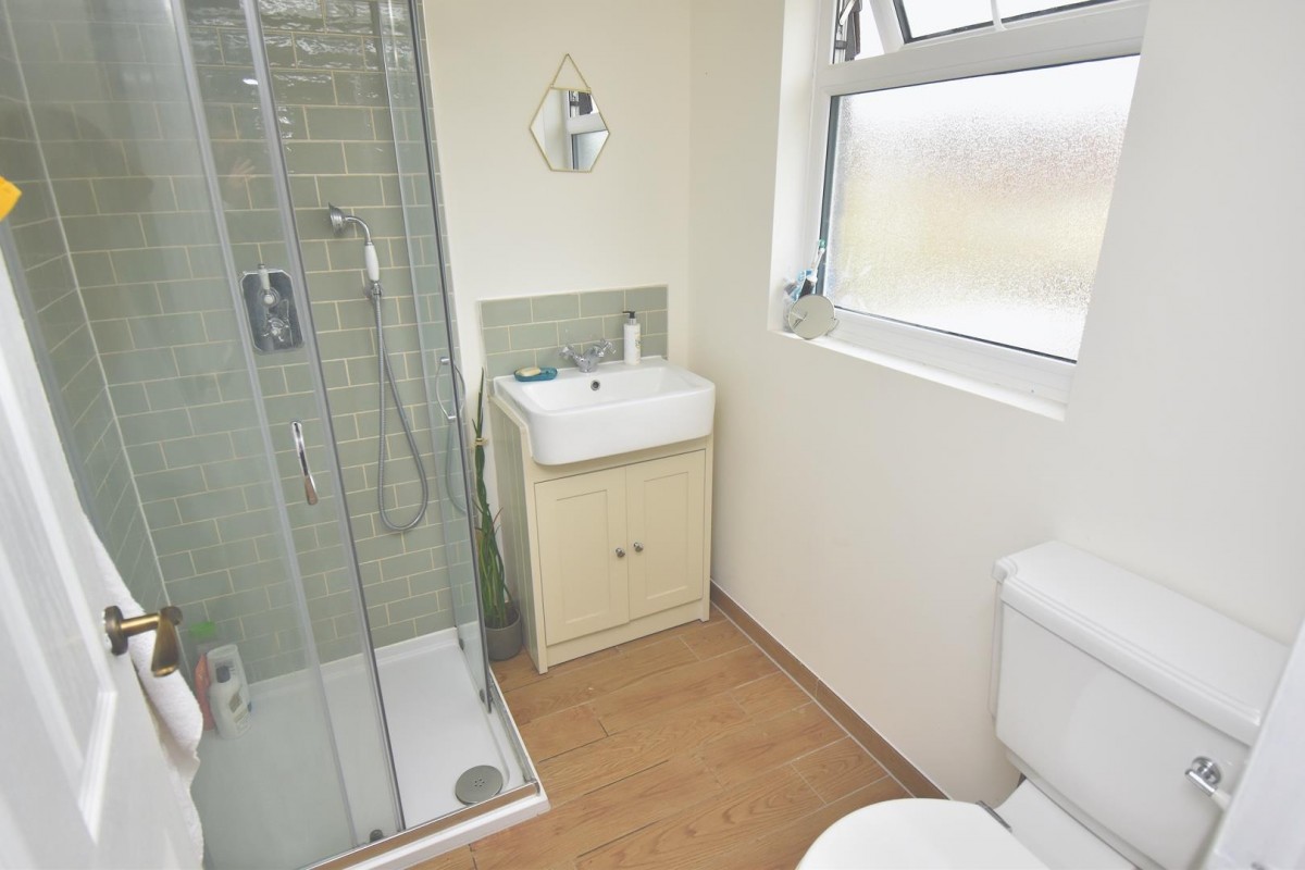 Dundridge Lane, St George, Bristol, BS5 8SH.