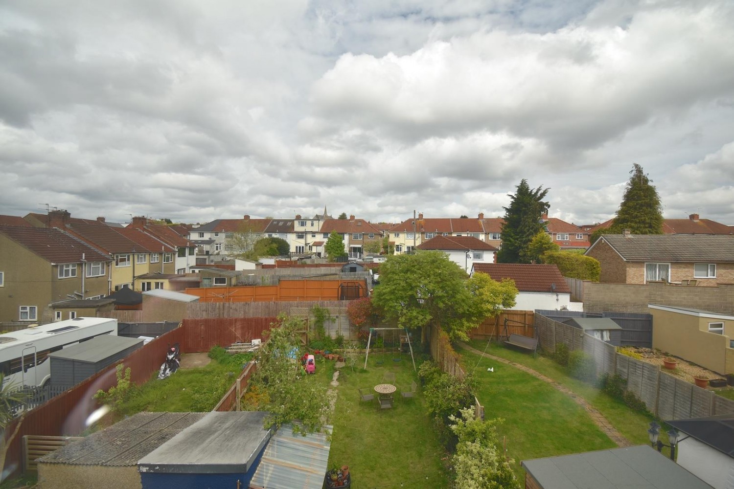 Dundridge Lane, St George, Bristol, BS5 8SH.