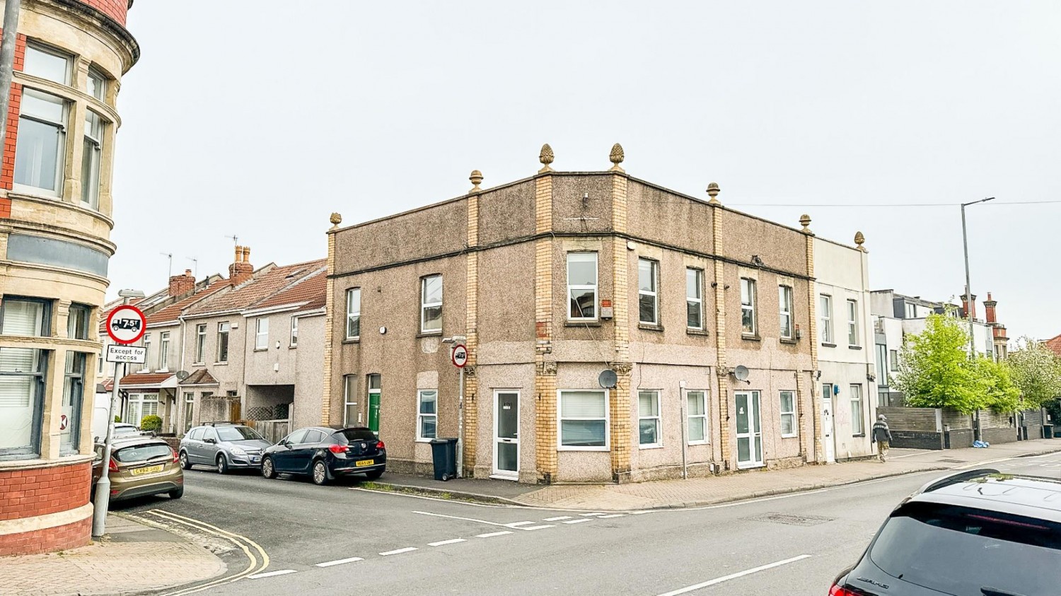 2 bedroom Flat for sale in West Street, Bedminster, Bristol, BS3 3NB