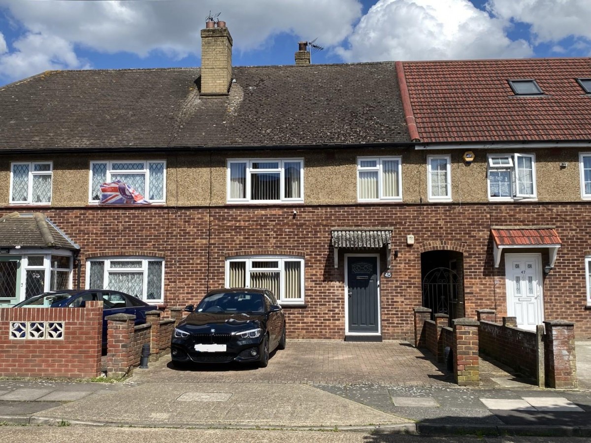 Chestnut Close, Hayes