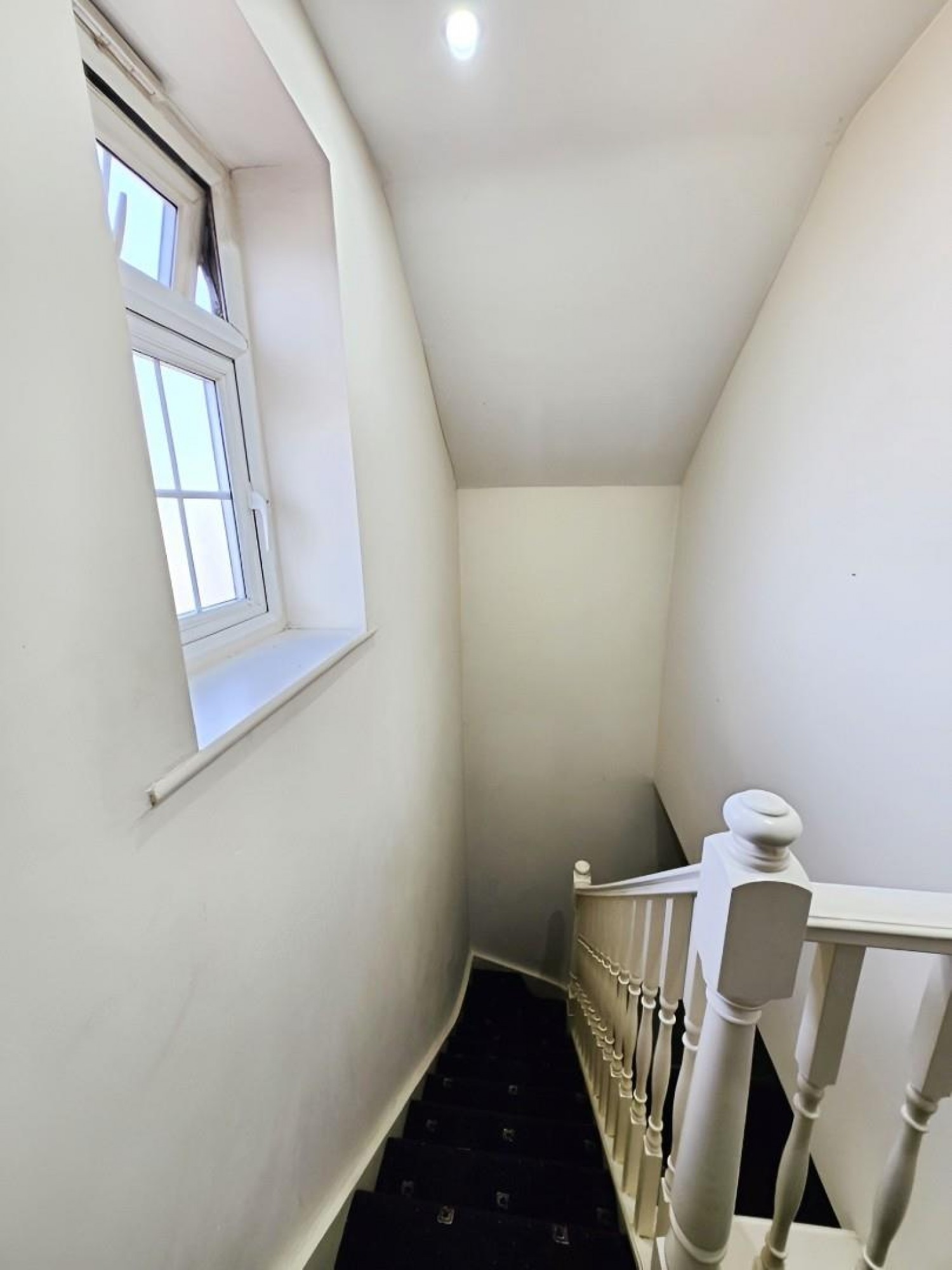 5 bedroom House for sale in Woodacre Road, Ellesmere Port
