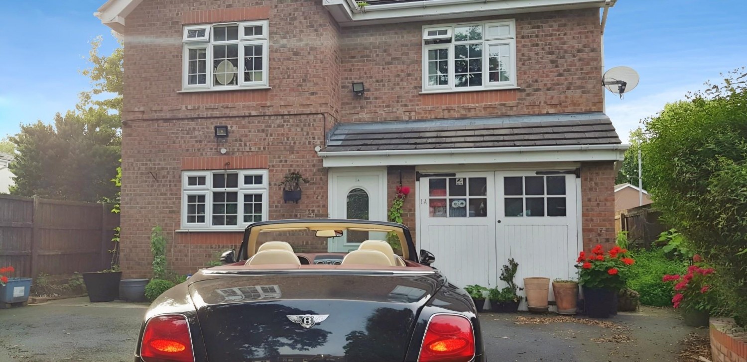 5 bedroom House for sale in Woodacre Road, Ellesmere Port
