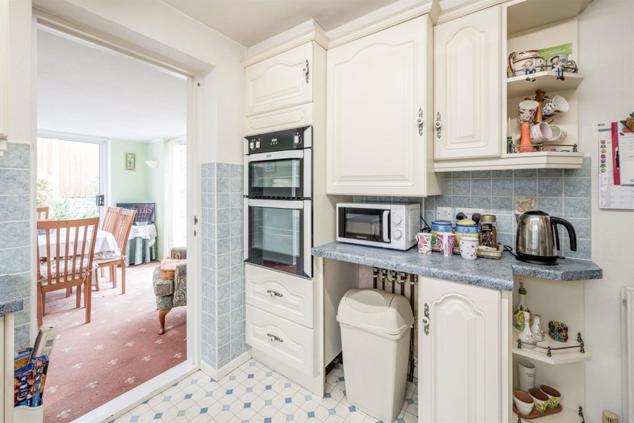 Meriden Close, Wollaston, DY8 4QW Hunters Estate Agents & Letting Agents