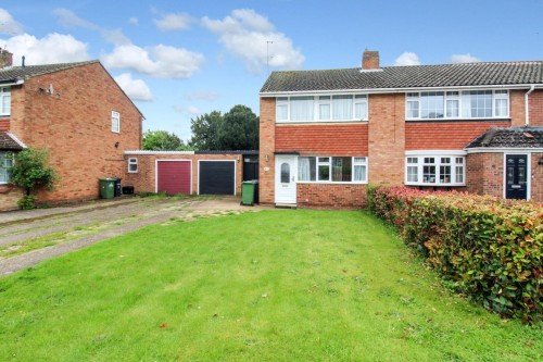 Highwood Road, Hoddesdon