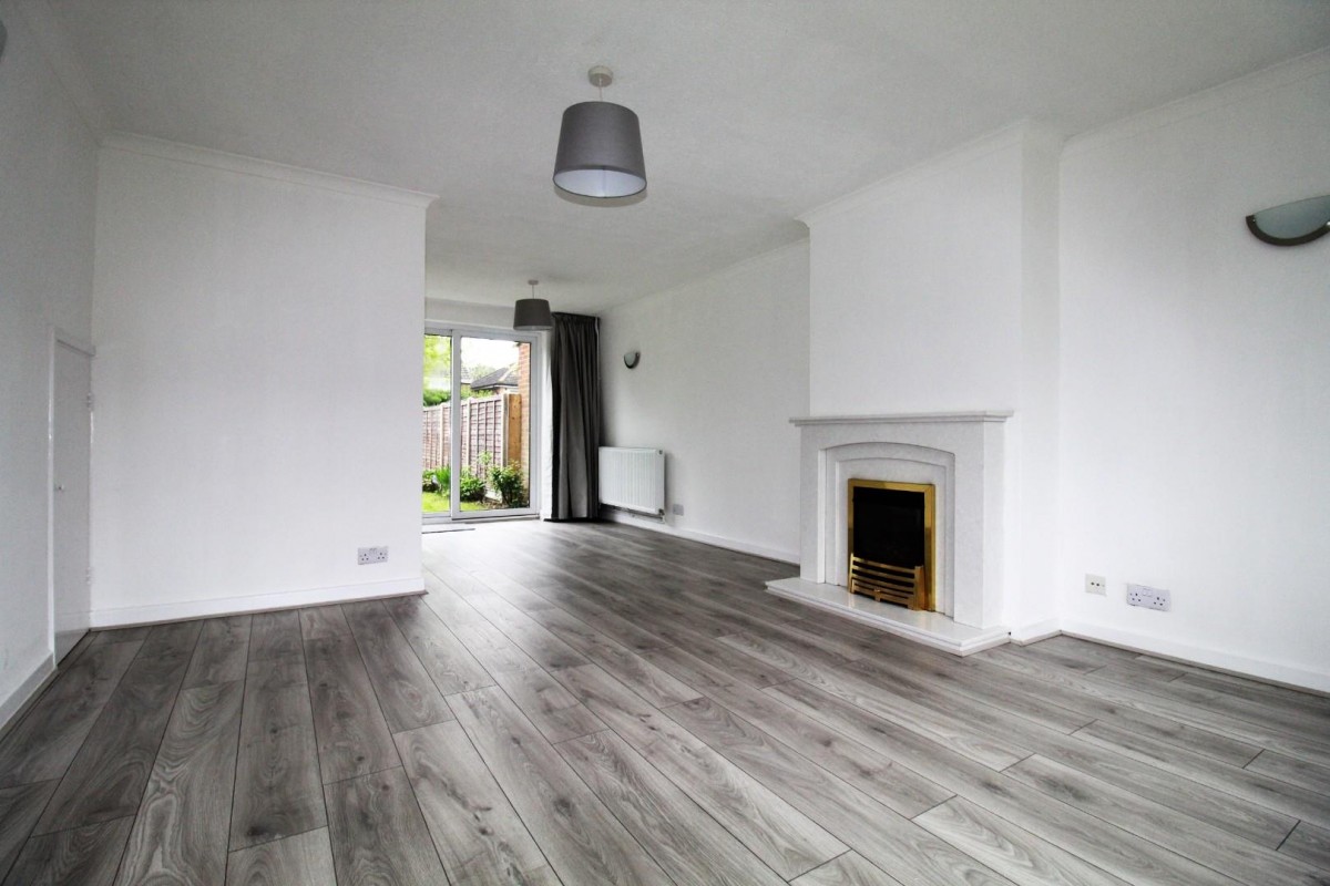 Highwood Road, Hoddesdon