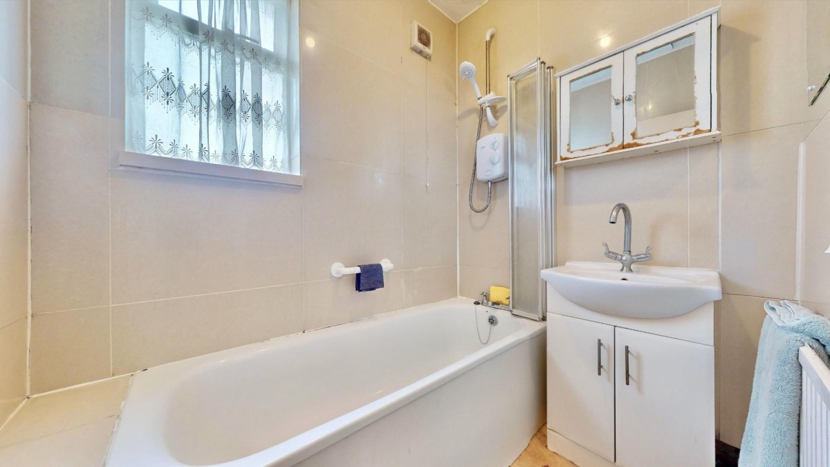 Baron Road, Dagenham, RM8