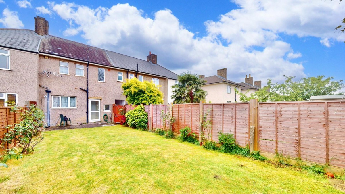 Baron Road, Dagenham, RM8