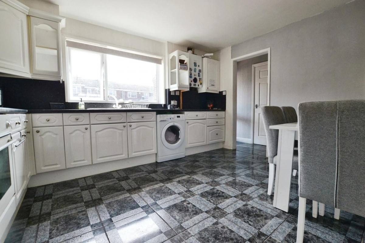 Burnbush Close, Stockwood, Bristol
