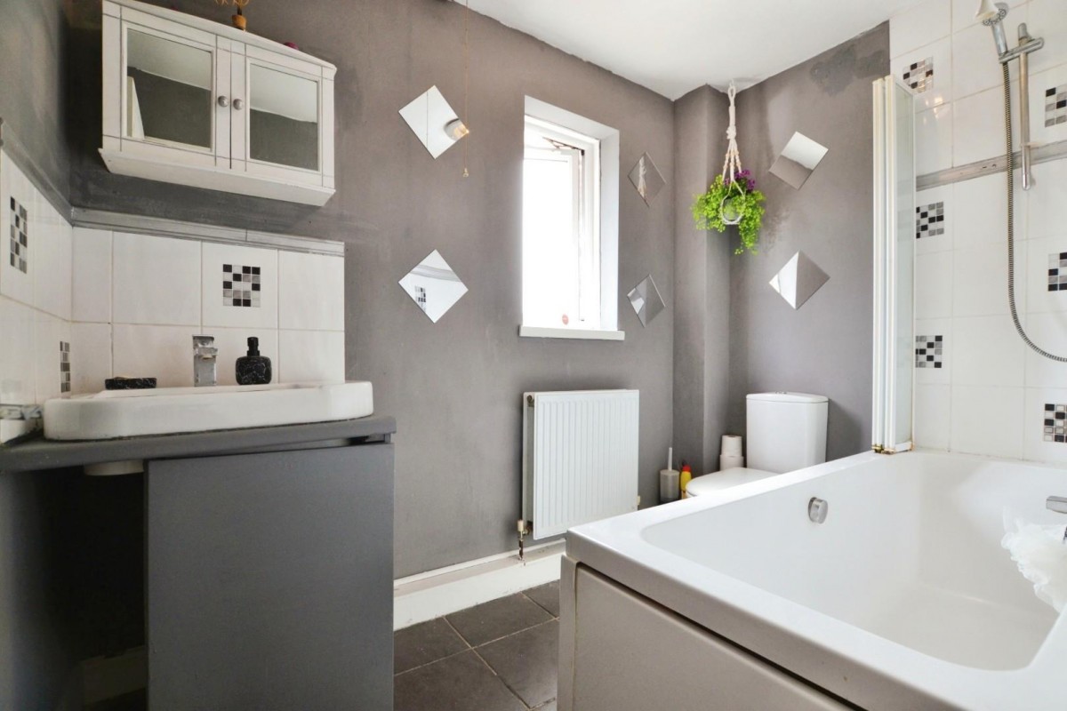 Burnbush Close, Stockwood, Bristol