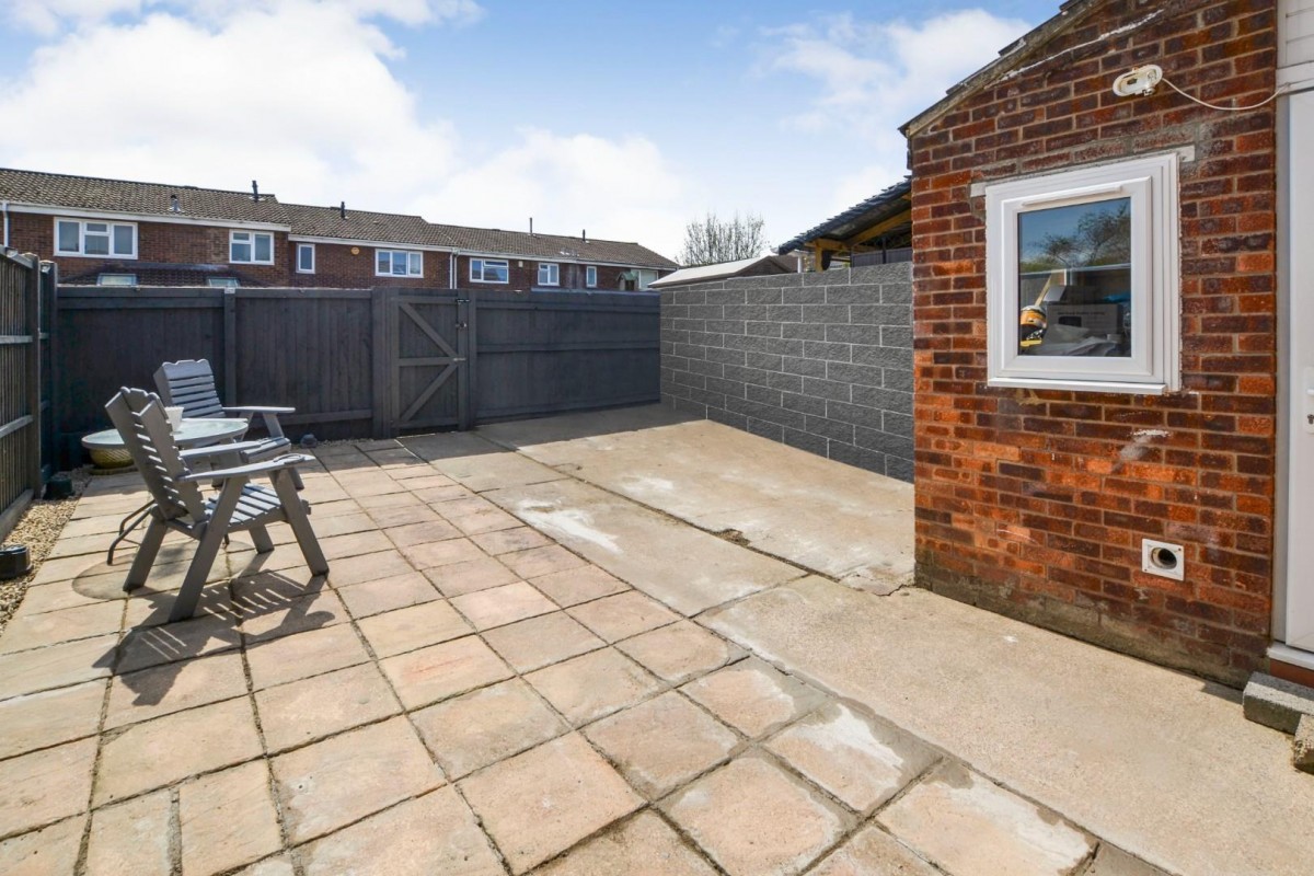 Burnbush Close, Stockwood, Bristol