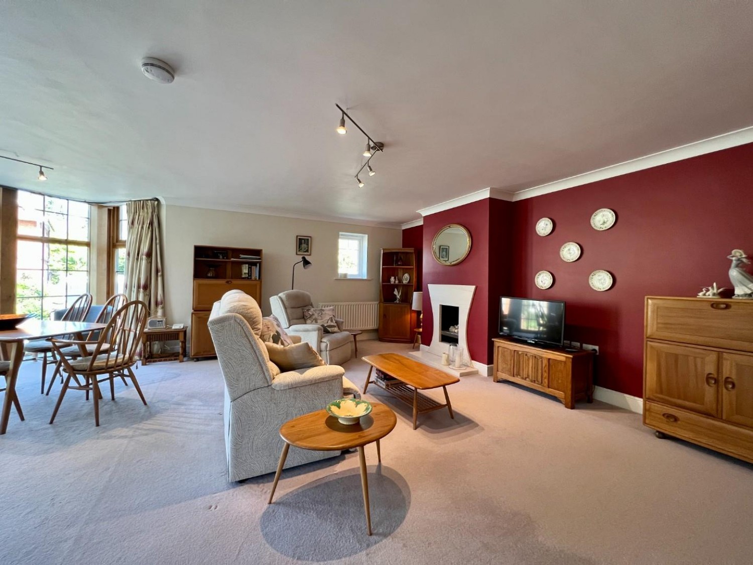Flat 6, Elmfield Place, Tenterden, TN30 6RE