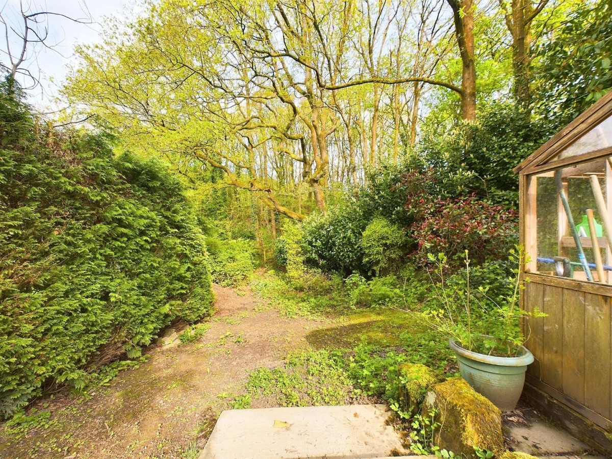 Harden Lane , Wilsden, BD15 0EU