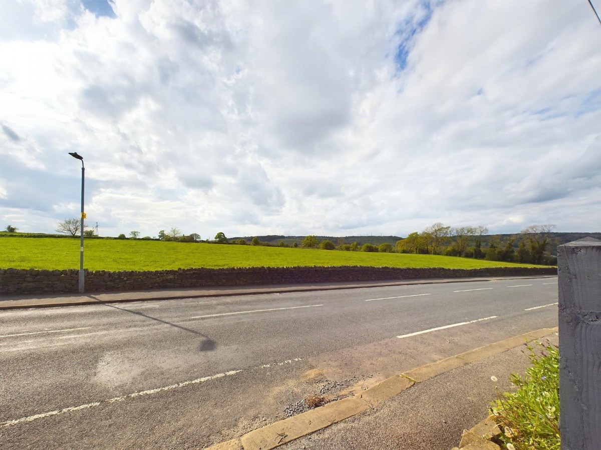 Harden Lane , Wilsden, BD15 0EU
