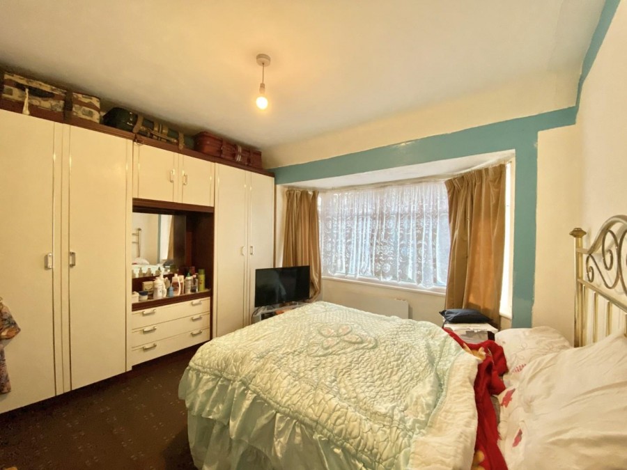 Brookside Road, Hayes Hunters Estate Agents & Letting Agents