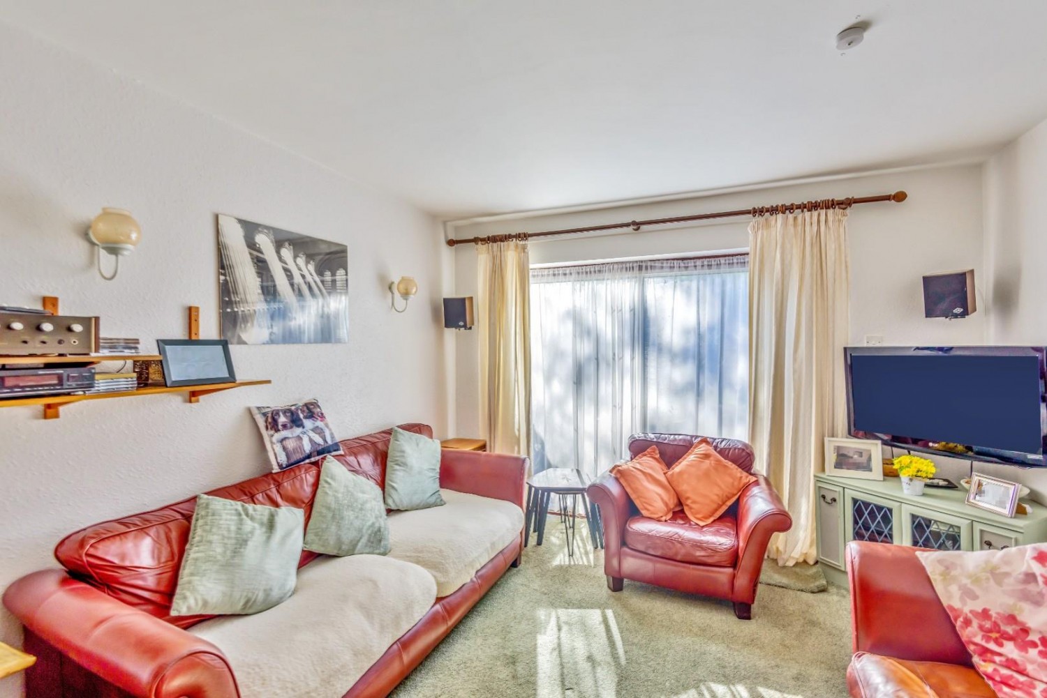 Charnwood Road, Hillingdon, UB10 0HX