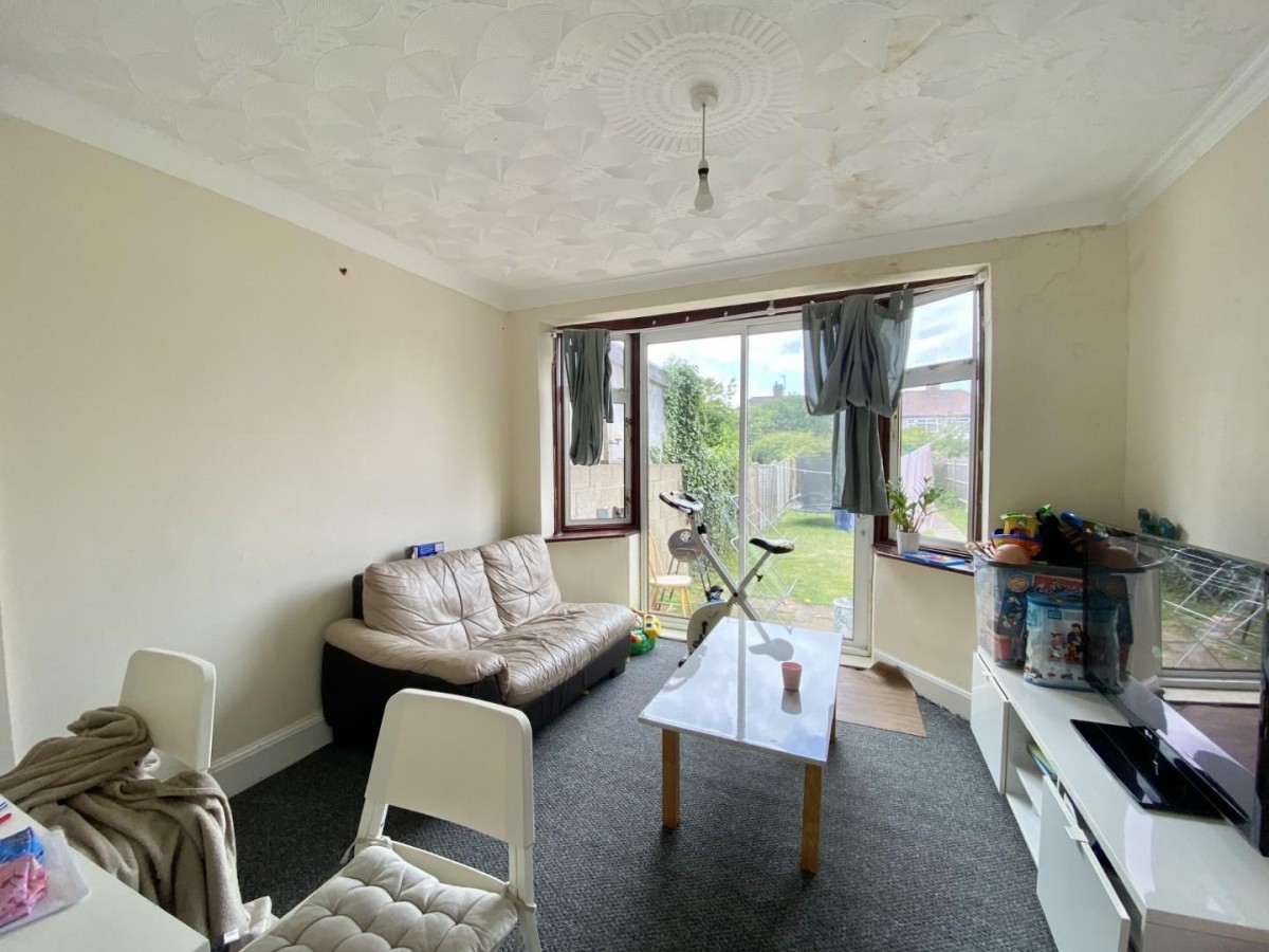 Bourne Avenue, Hayes, UB3 1QS