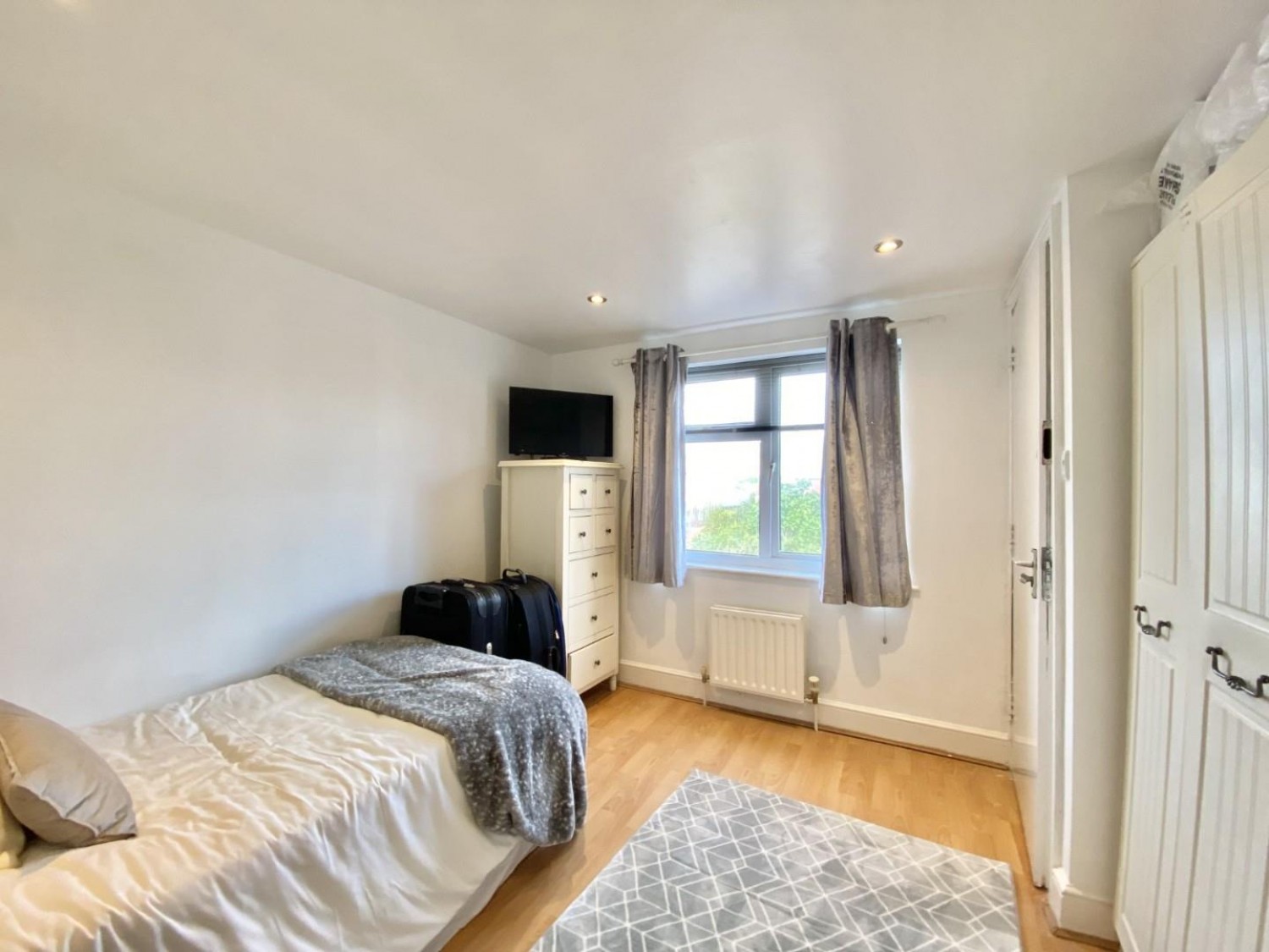 Blyth Road, Hayes, UB3 1DB