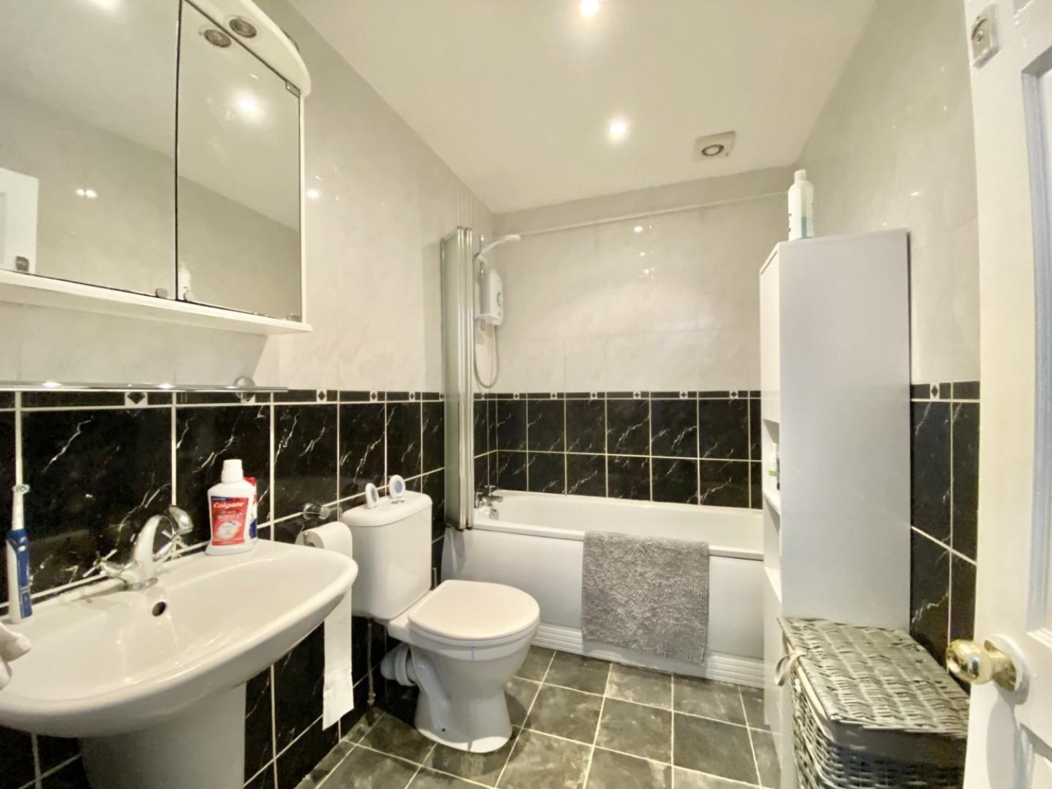 Blyth Road, Hayes, UB3 1DB