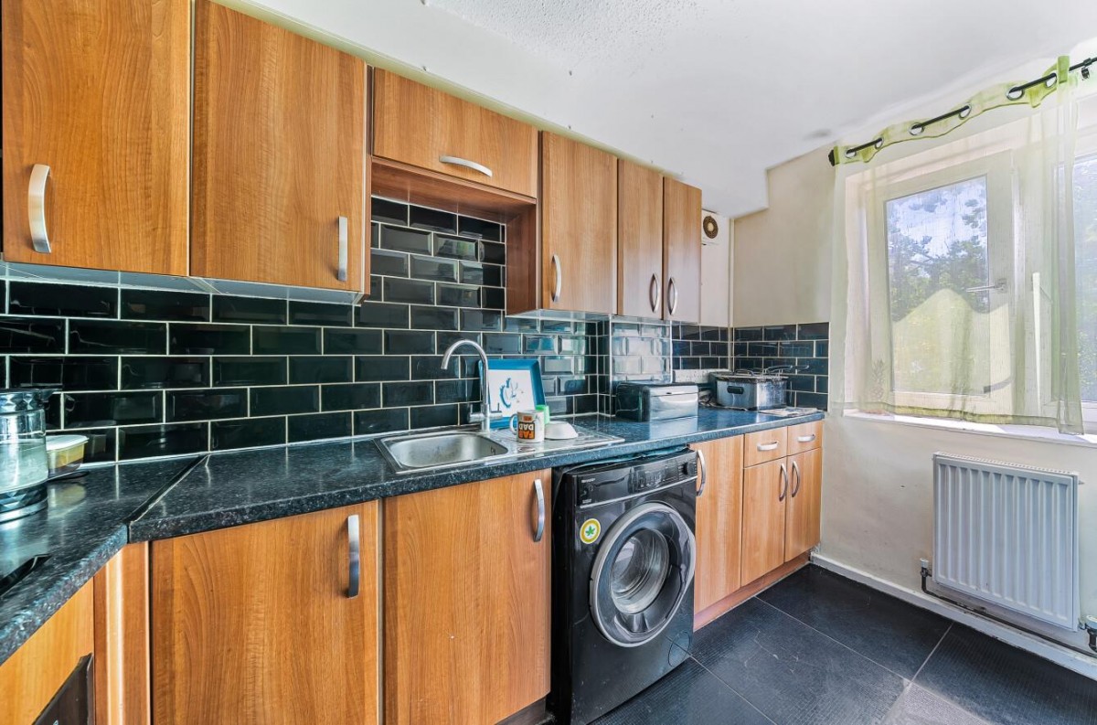 Bromholm Road, London