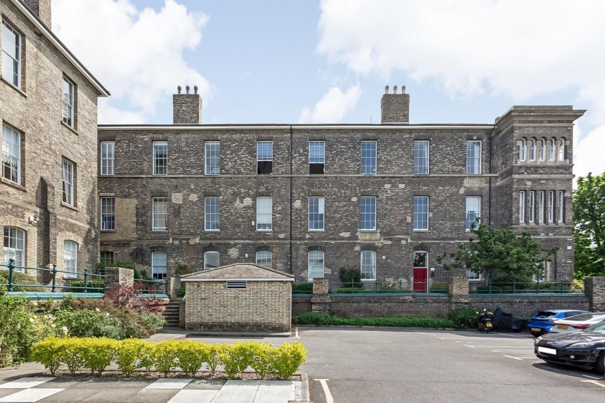 Gilbert Close, Royal Herbert Pavilions