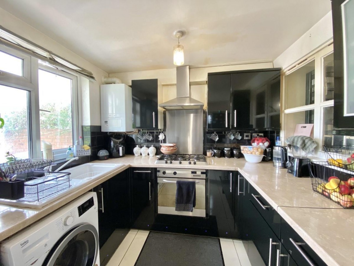 Tollgate Drive, Hayes, UB4 0NP