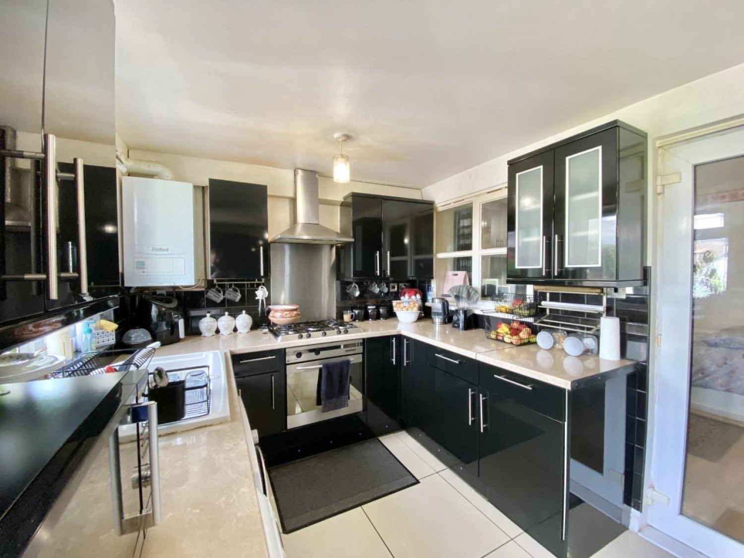 Tollgate Drive, Hayes, UB4 0NP