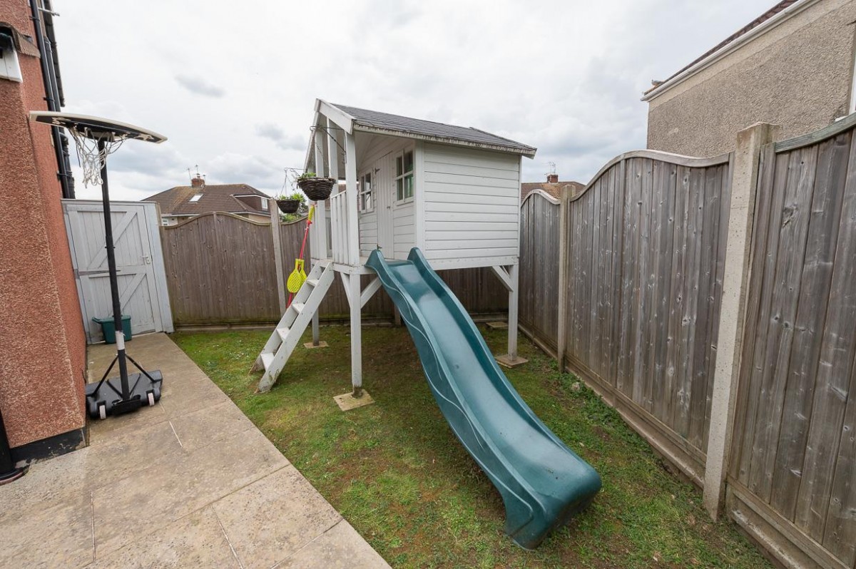 Fouracre Road, Downend, Bristol, BS16 6PH