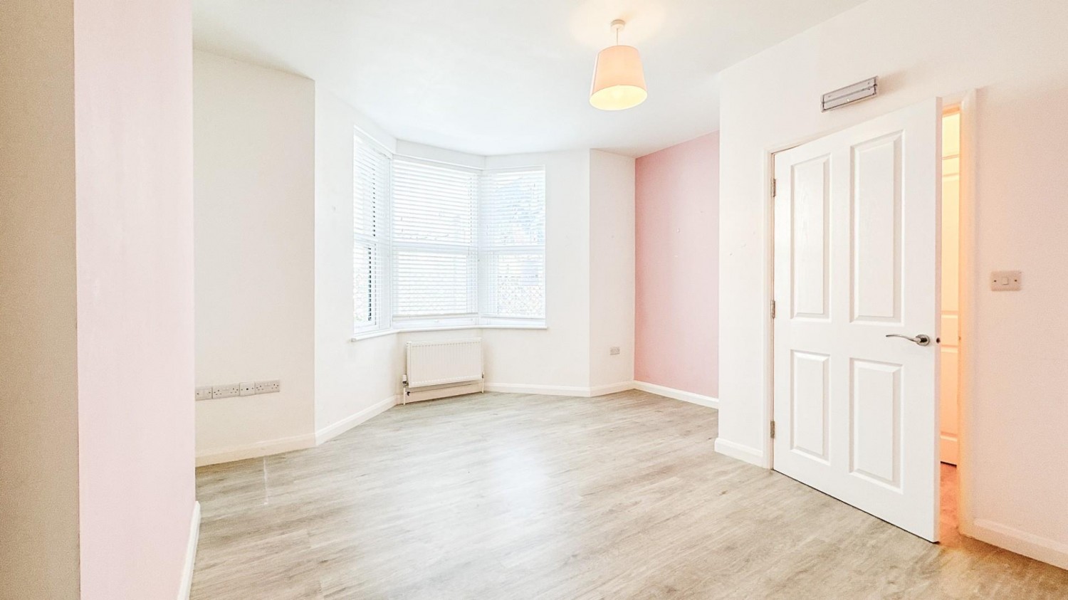 North Street, Southville, Bristol, BS3 1ES