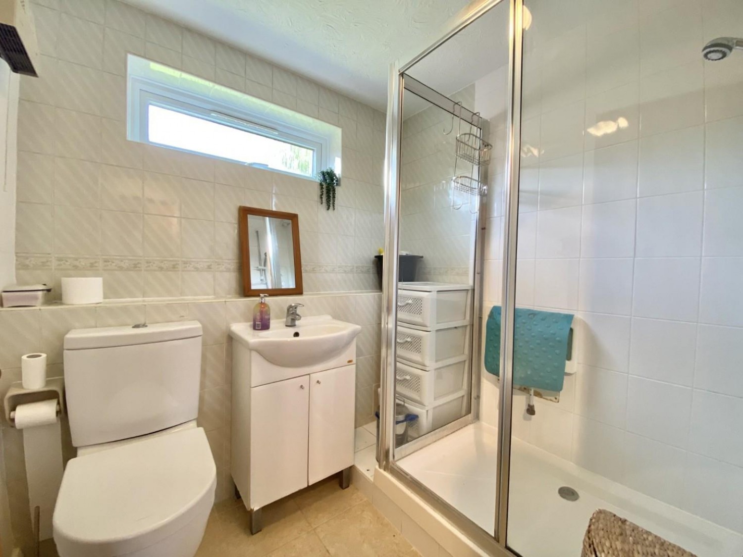 Leaside Court, Hillingdon, Middlesex, UB10 0DD