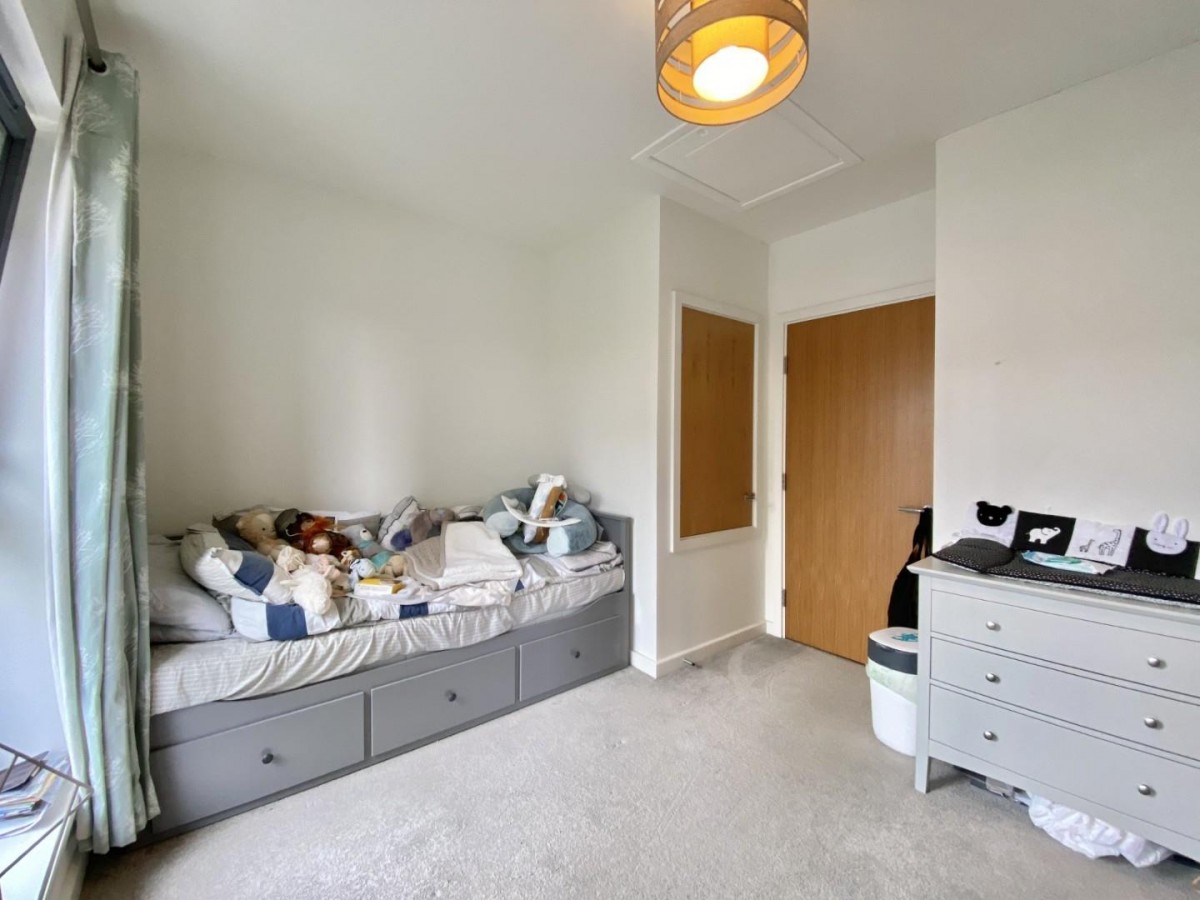 Potters Road, Southall, UB2 4AS