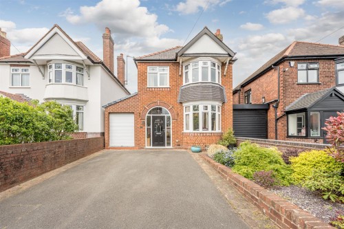 Timbertree Road, Cradley Heath, B64 7LE