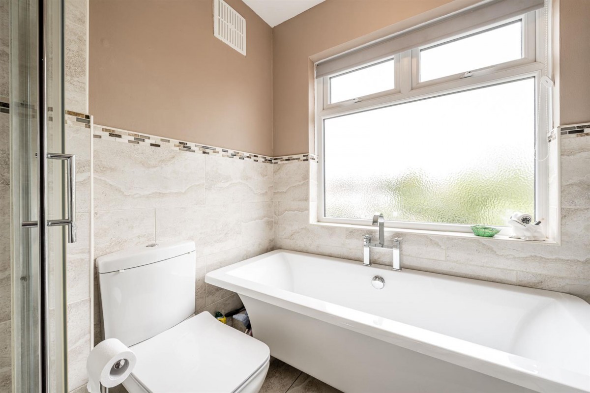 Timbertree Road, Cradley Heath, B64 7LE
