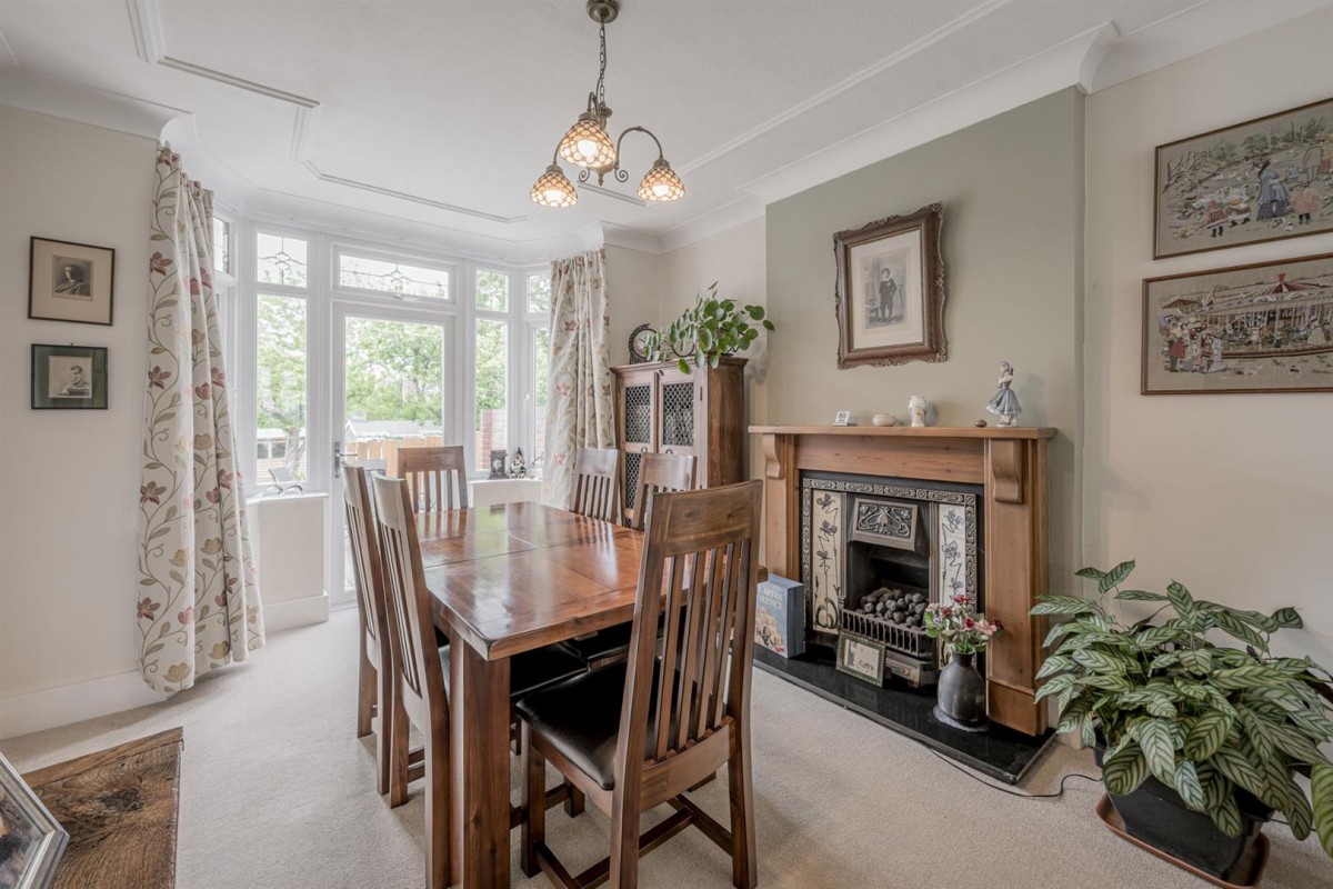 Timbertree Road, Cradley Heath, B64 7LE