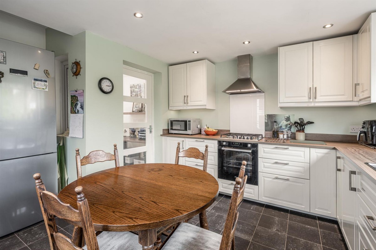 Timbertree Road, Cradley Heath, B64 7LE