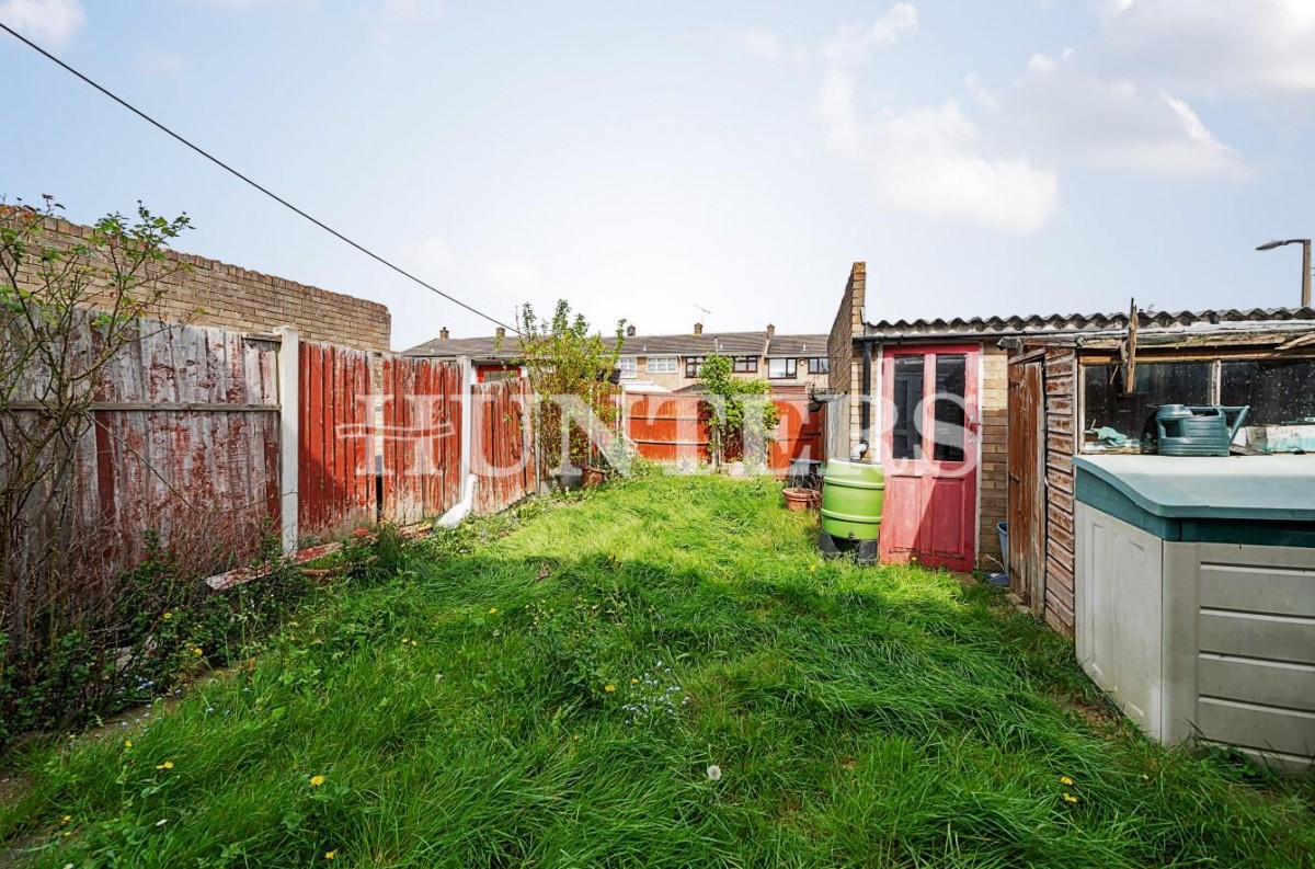 Falcon Way, Hornchurch