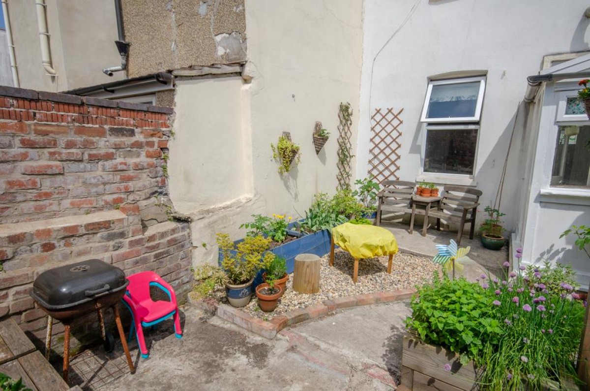 Whitehall Road, Redfield, Bristol BS5 9BP