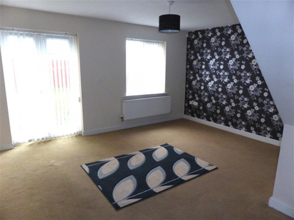 Thornwood Close, Thurnscoe, Rotherham, S63 0LJ