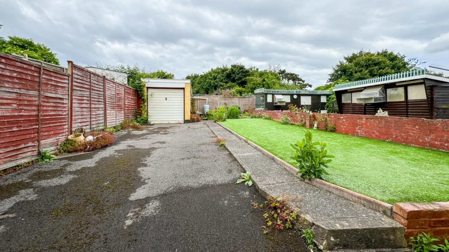 Camberley Road, Knowle, Bristol, BS4 1SZ
