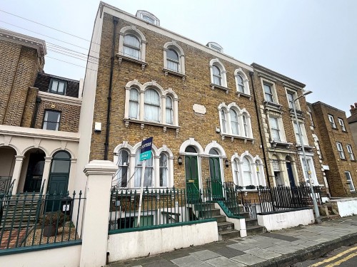 Milton Place, Gravesend, DA12