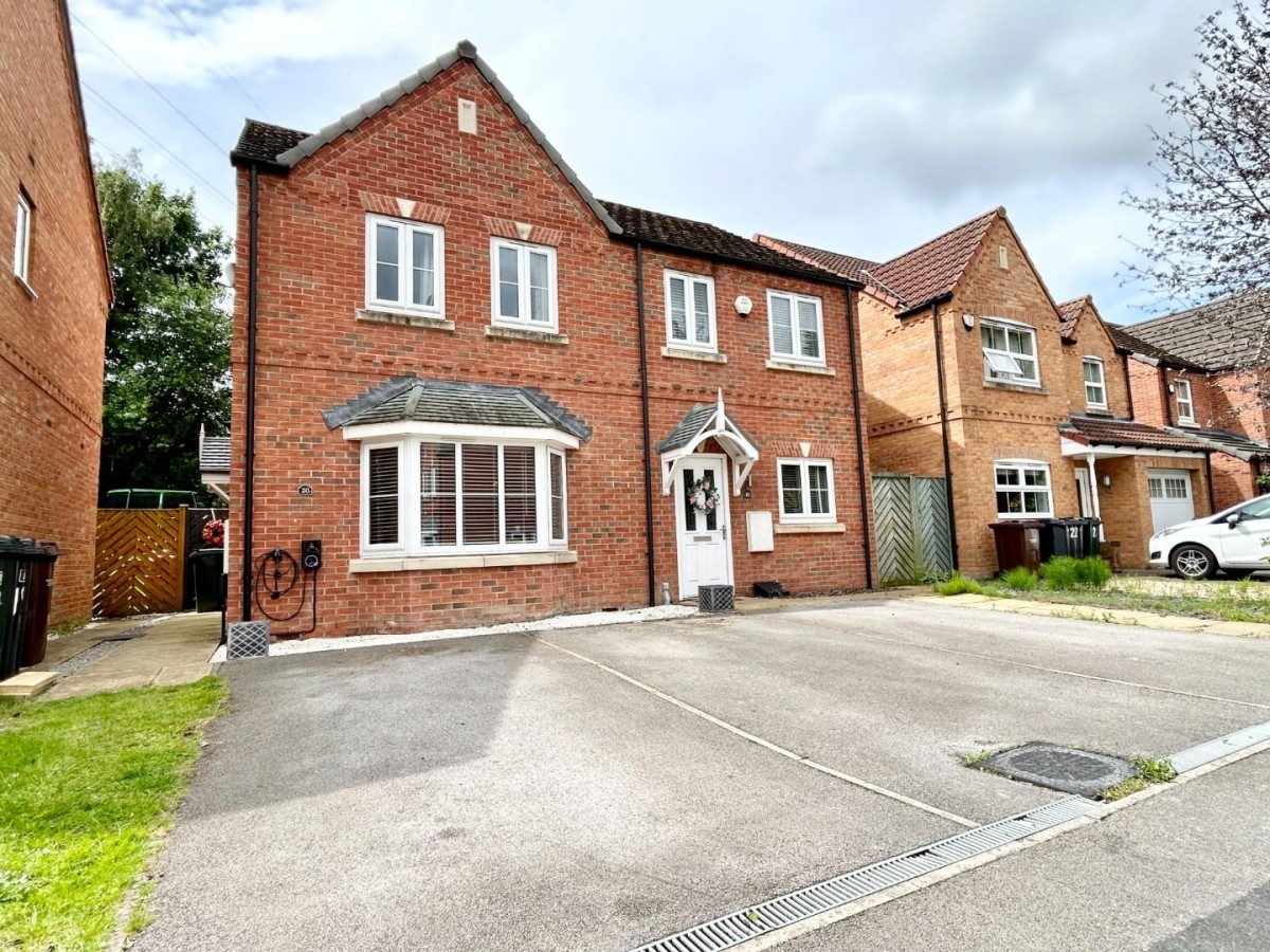 Whitworth Lane, WathUponDearne, Rotherham Hunters Estate Agents & Letting Agents