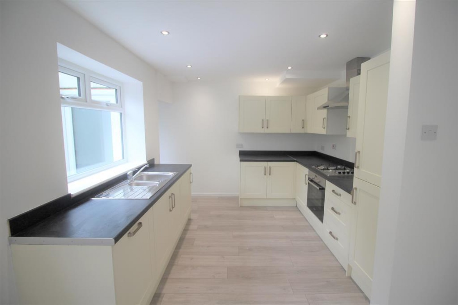 Bampton Road, Manchester, M22 1NH
