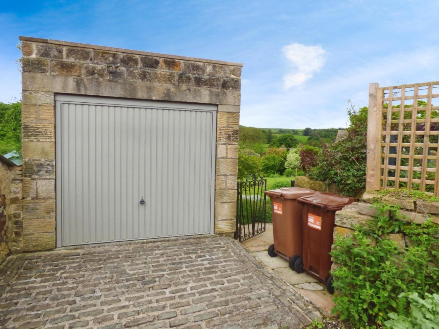 Fold Cottage, Lothersdale, Skipton