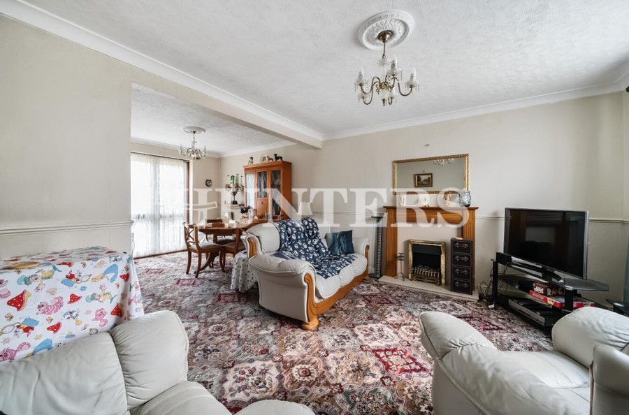Listowel Road, Dagenham Hunters Estate Agents & Letting Agents